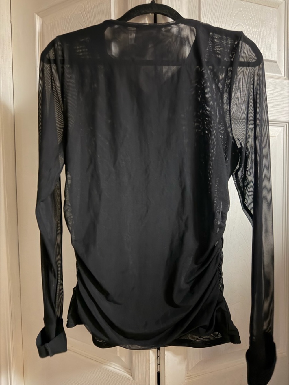 Cinq a Sept Black Mesh-Sleeve V-Neck Women’s Top xl - Picture 4 of 4